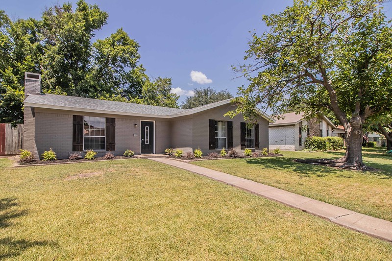 5205 Daytona Dr, Garland, TX