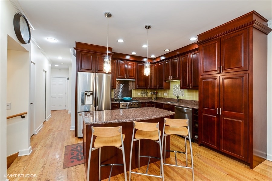 1643 W. Pierce #1, Chicago, IL 60622