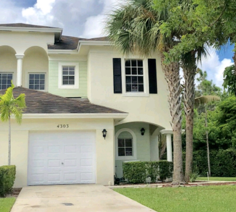 4303 Emerald Vista, Lake Worth FL 33461