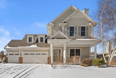 1624 Rolling Green Dr Mt Pleasant $485,000