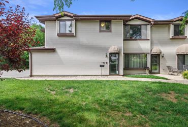 3220 Wood Rd. #10 Mt. Pleasant, WI 53406 Gonnering Realty