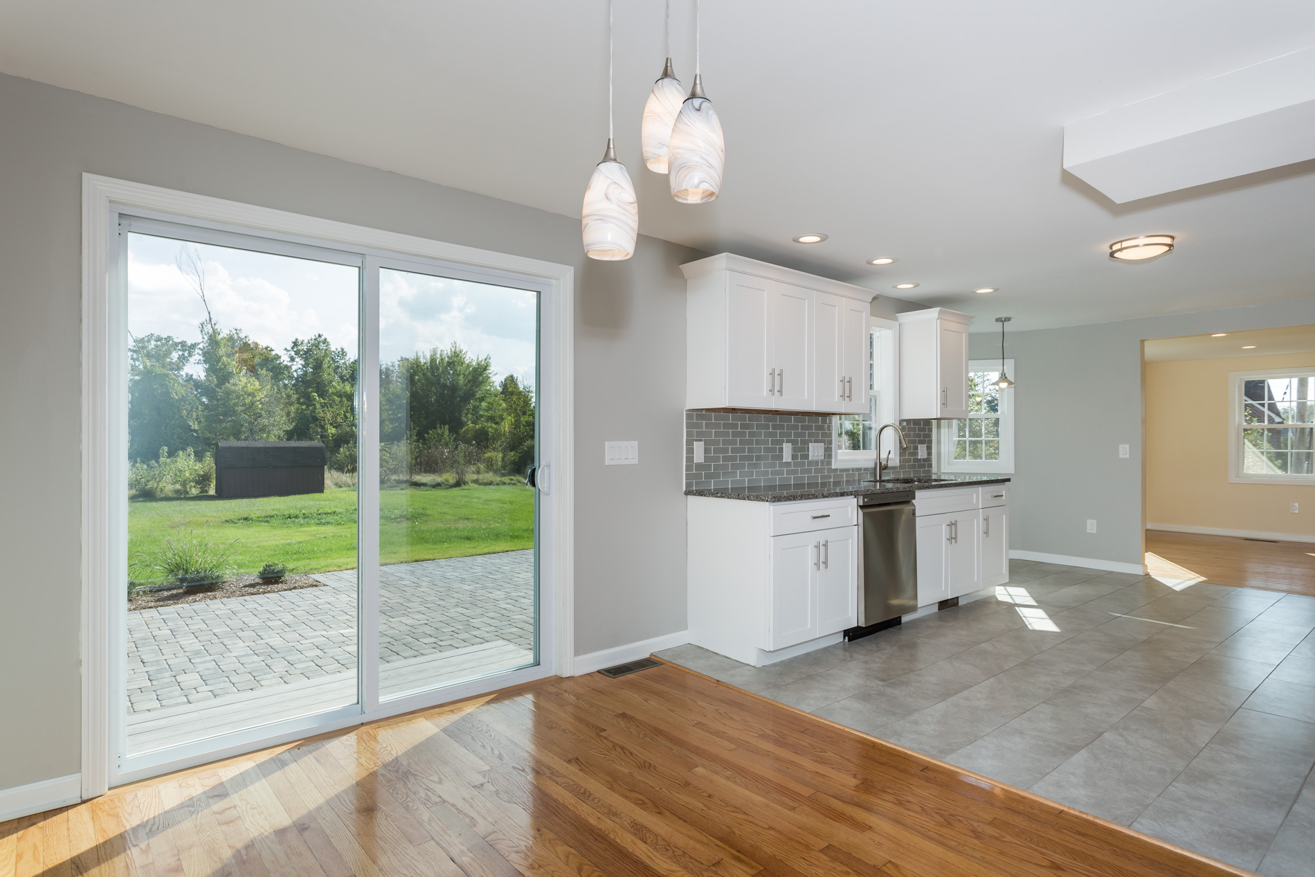 997 Tinkham Rd Wilbraham, MA 01095 Tom Morrissette Real Estate, East