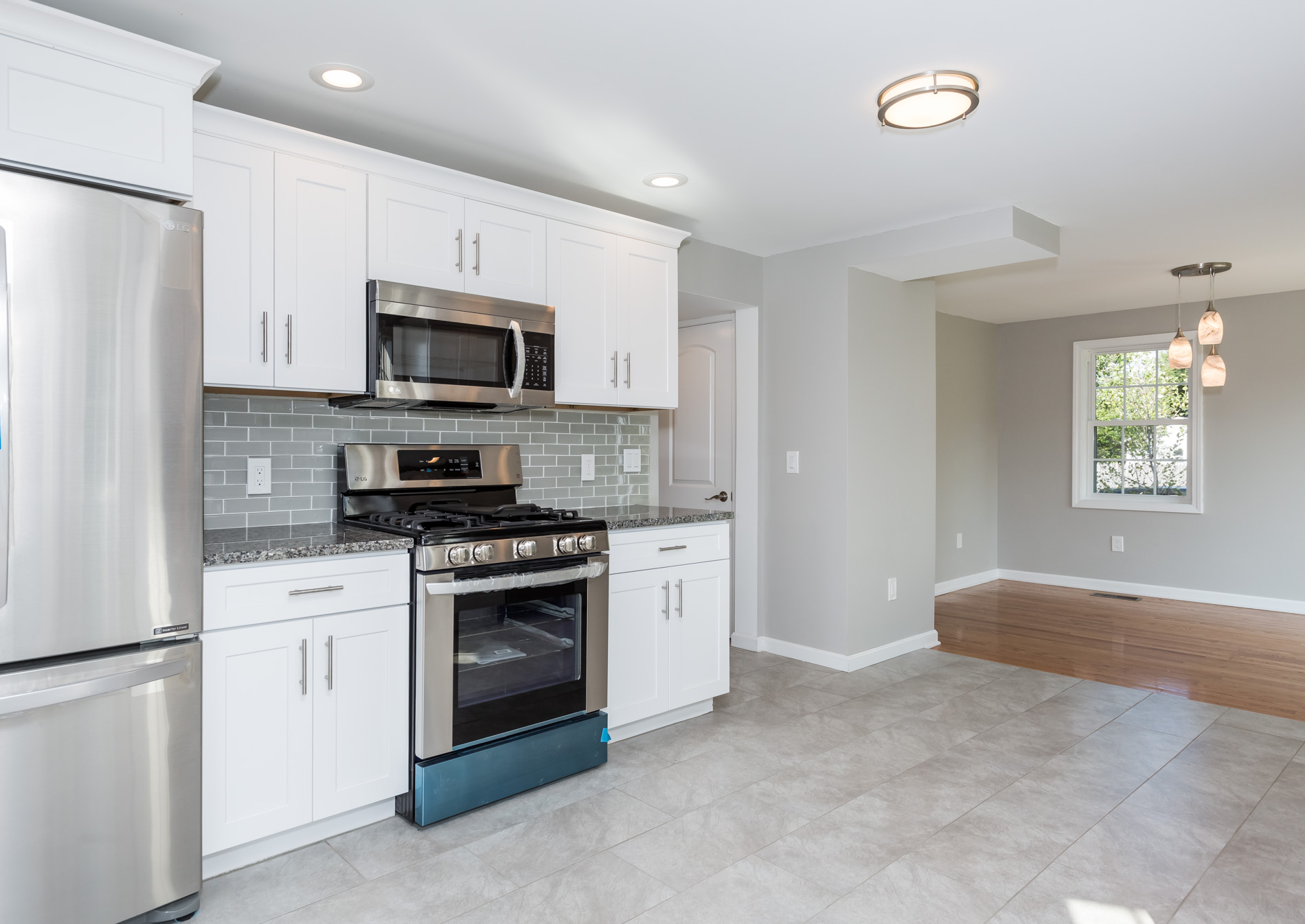 997 Tinkham Rd Wilbraham, MA 01095 Tom Morrissette Real Estate, East