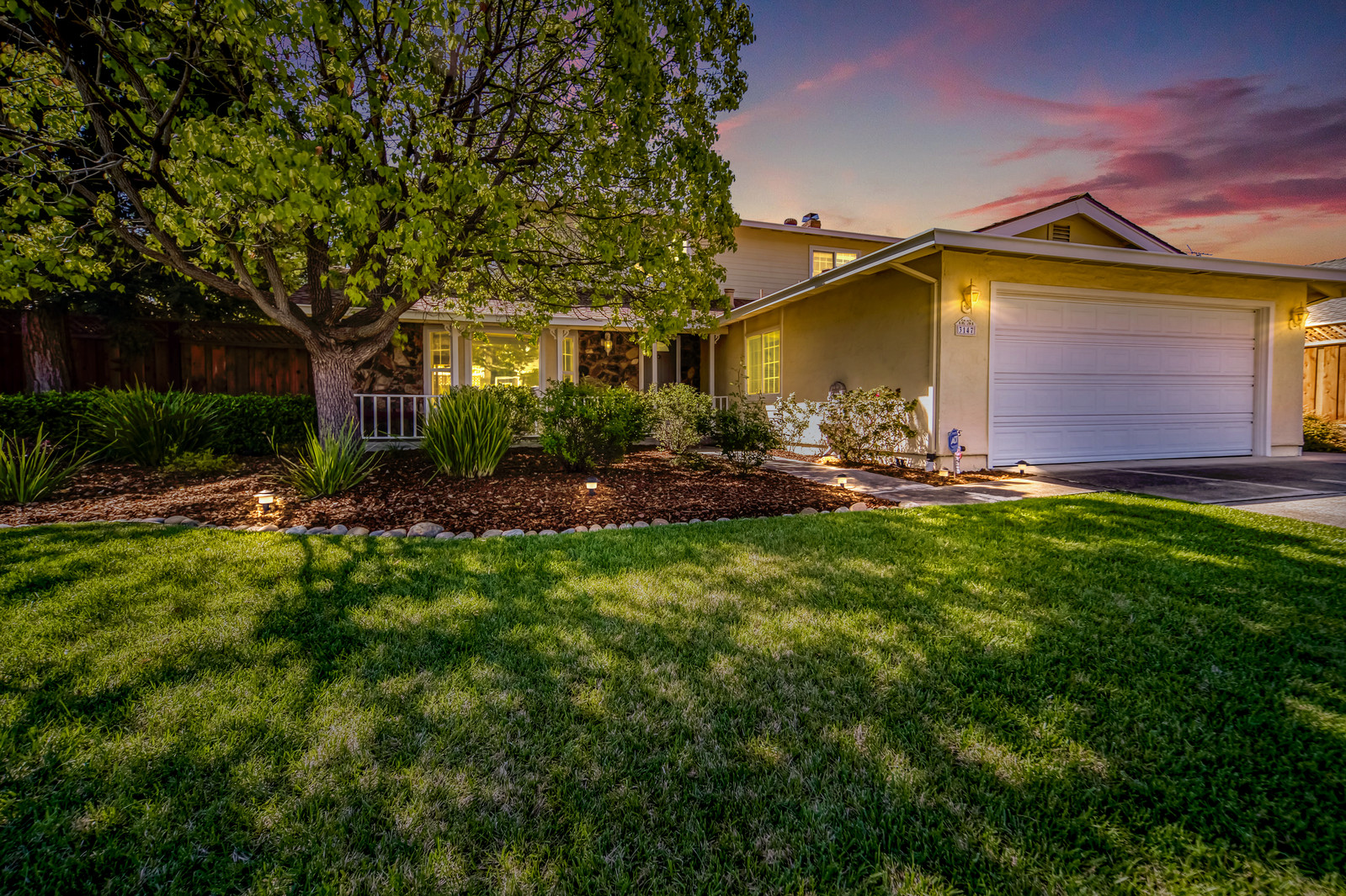 01_3147_Riviera_Wy__matterport_exterior14 (1)_mls