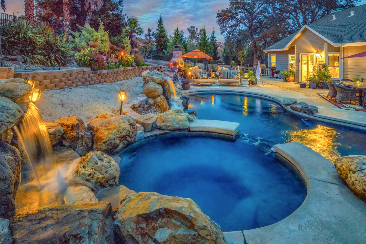 6629 Turkey Hollow Trail-large-009-42-Pool and Hot Tub-1500x1000-72dpi