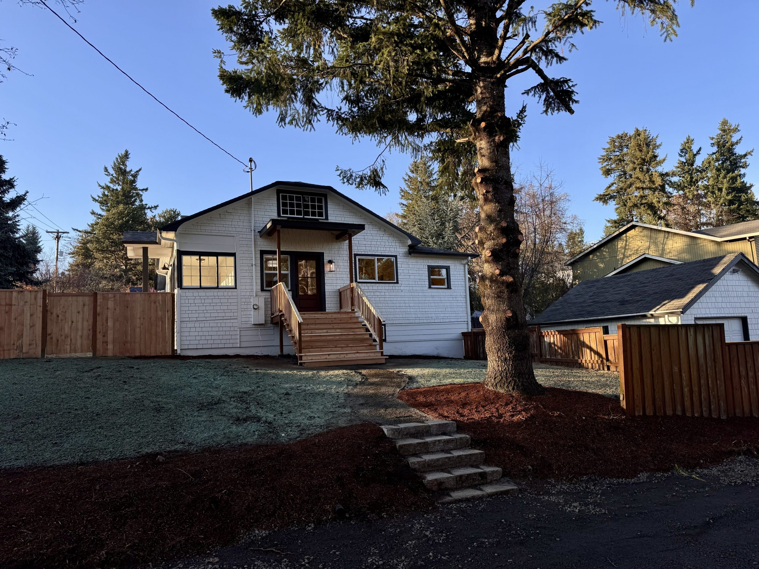 2325 Sunset Ave | West Linn | OR 97068 IMG_7733