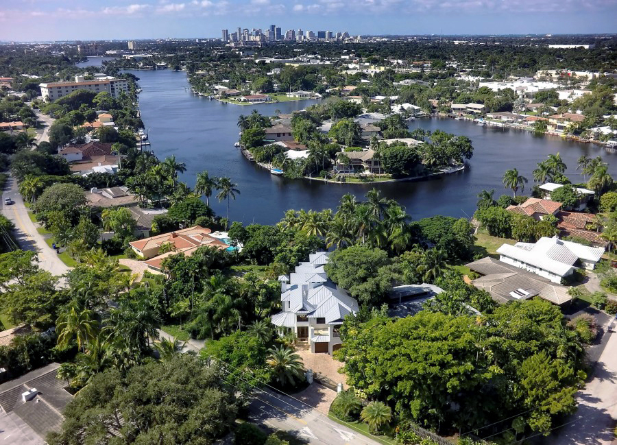 Middle River Waterfront For Sale