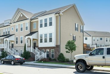 End Unit Townhome with Dual Masters!