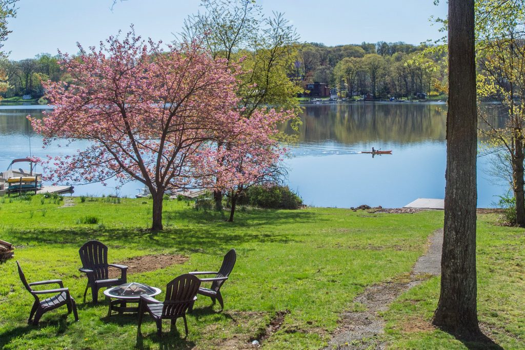 61 W Lake Shore Dr Rockaway Twp., NJ 07866-1023