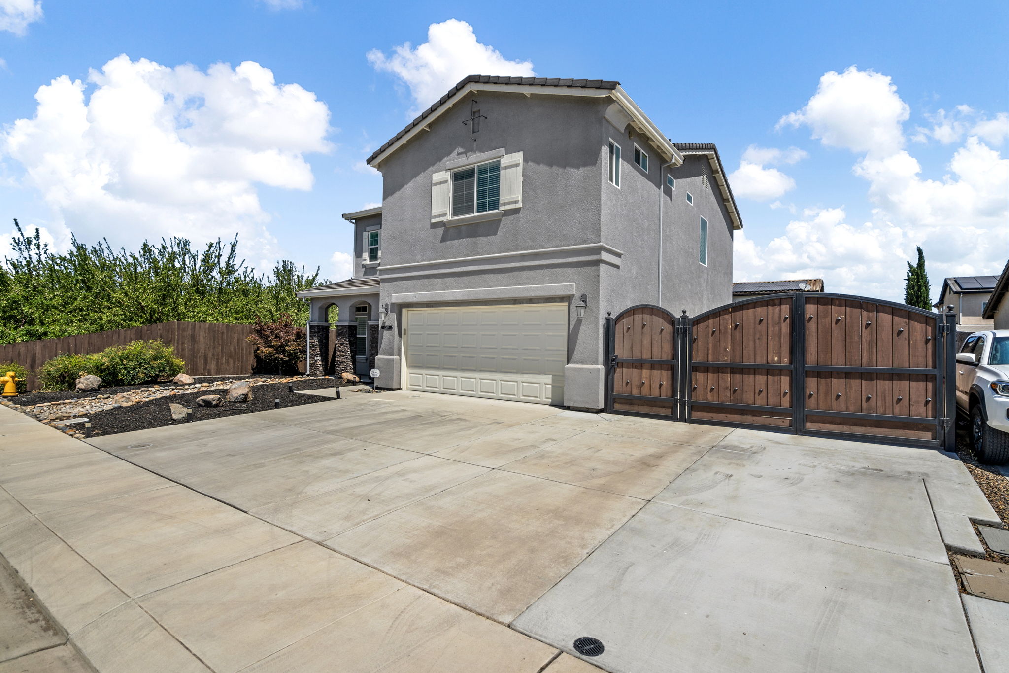 1509 Peach Ave, Manteca, CA 95337