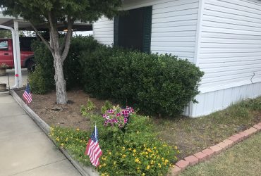 Single Wide Mobile Home in the Preston on the Lake Community