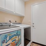 607 Binnacle, Laundry