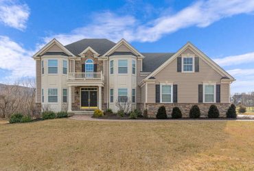 Gorgeous Colonial with Mountain Views in Warren County NJ