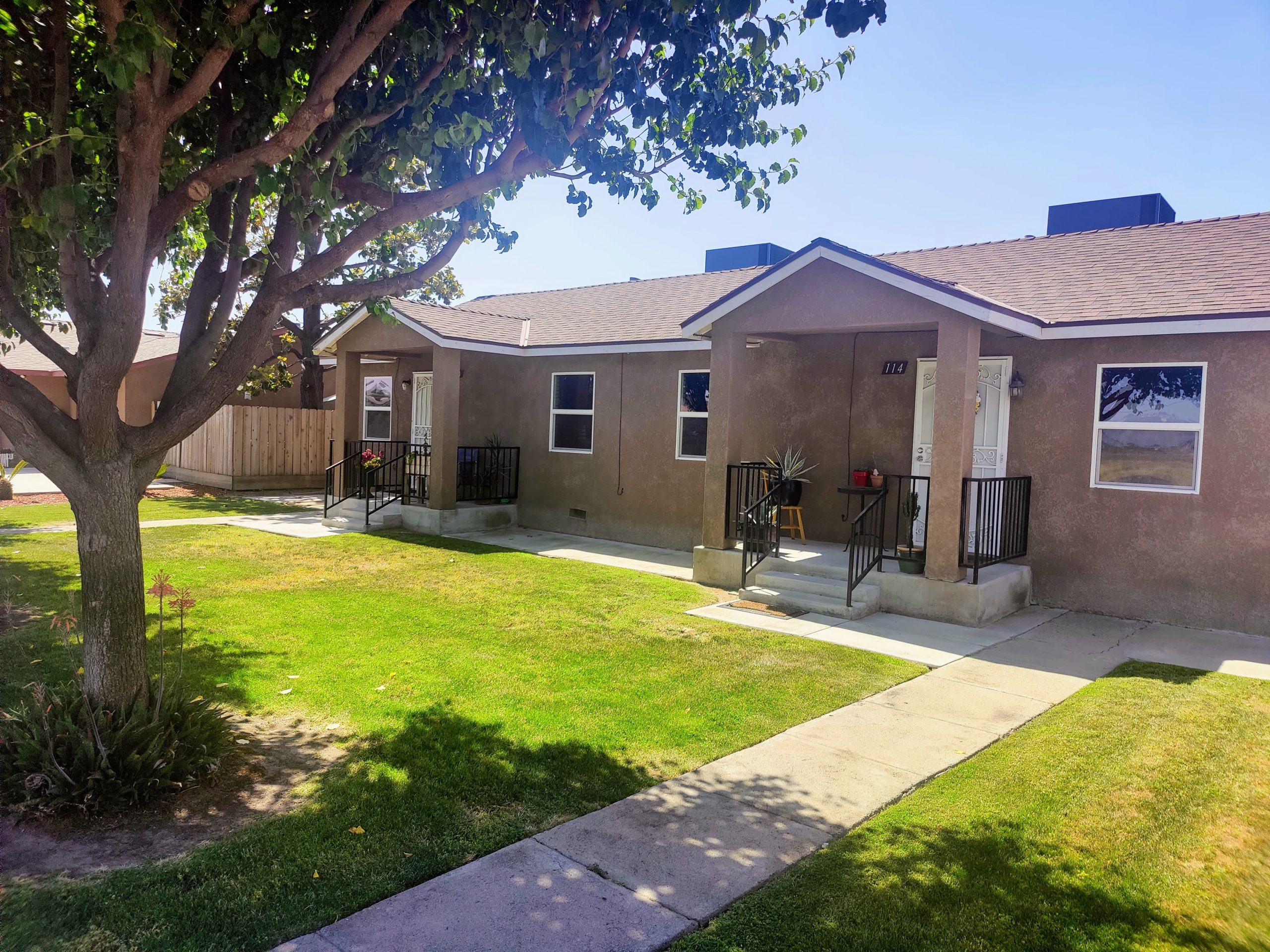 114 W Fresno, Fowler