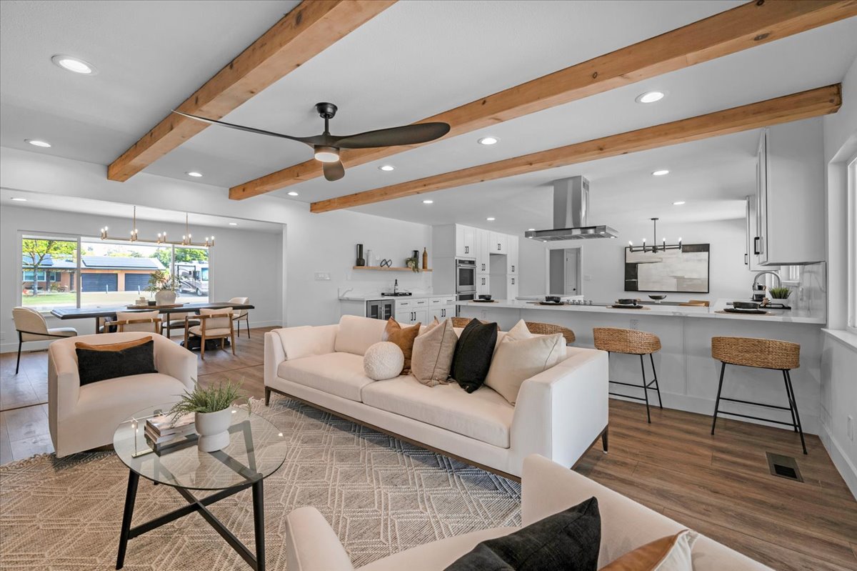 5523, Fresno, CA 93704