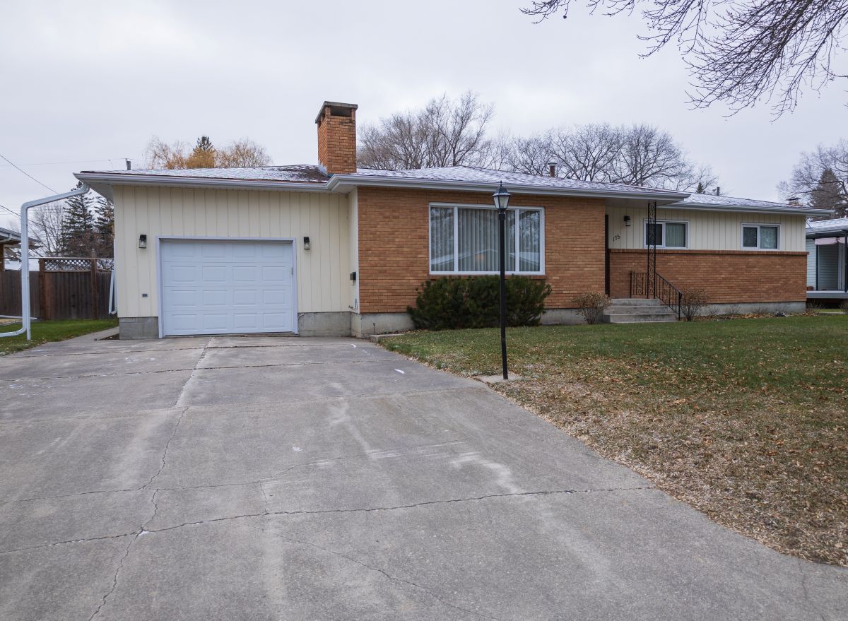 175 Ash Street South, Altona MB 1