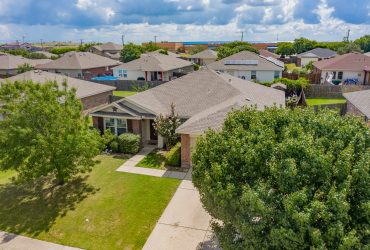 114 Comanche Trl, Krum TX 76249