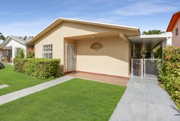 1321 W 42 ST Hialeah, FL 33012