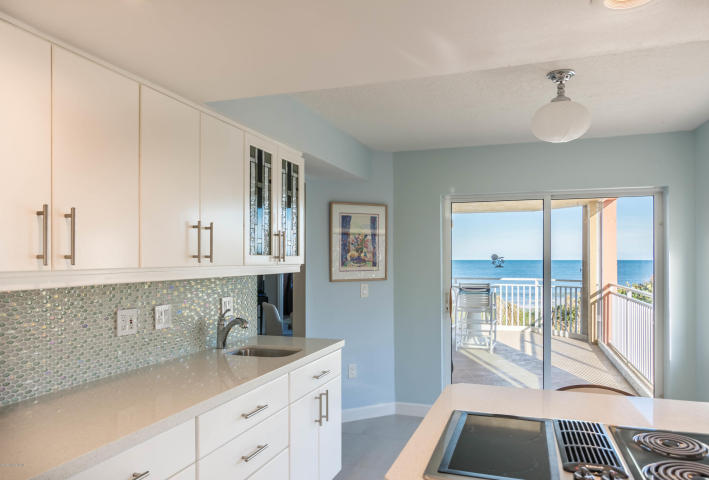 1395 Hwy A1A #204 Kitchen View