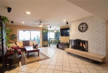 Large, spacious condo in perfect Brentwood location