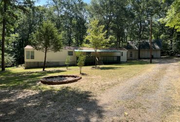 Spacious home on 4 acres in Conroe – $245,000