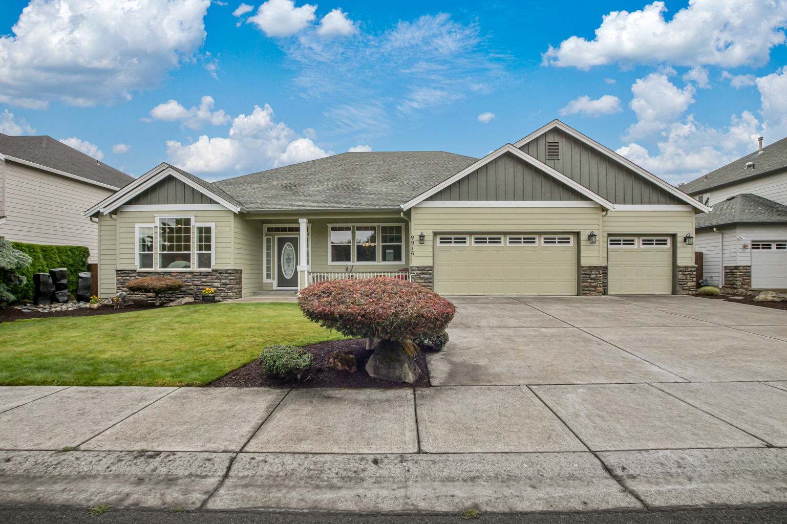 9916 NE 104th St, Vancouver, Wa 98662