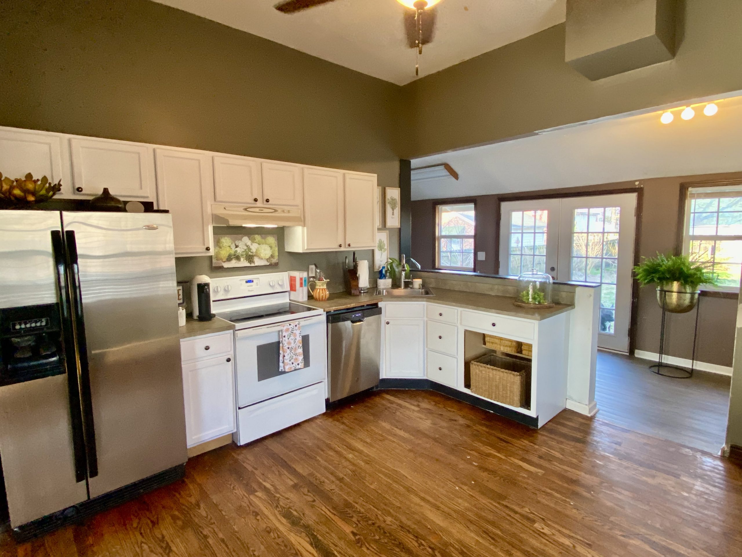 Listings Archive Leslie HaywoodMoore, CRS, Realtor® Paducah KY