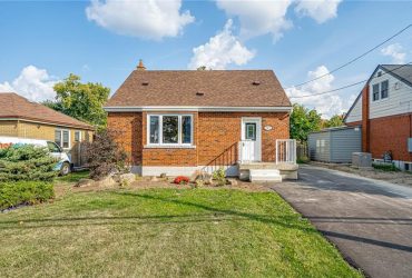 747 UPPER GAGE Avenue, Hamilton, L8V 4J9