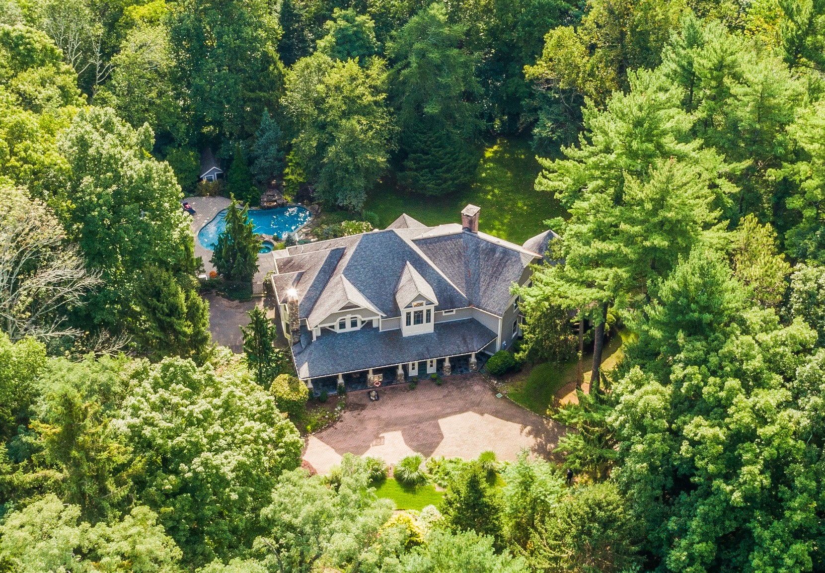 424 West Saddle River Road  , Upper Saddle River, NJ 07458